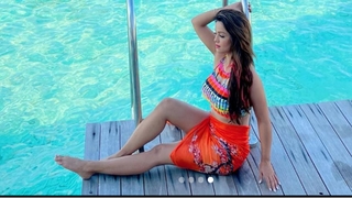 Adaa Khan feet photo 8