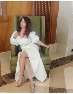 Adaa Khan feet photo 14