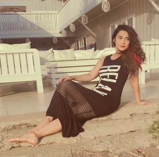 Adaa Khan feet photo 5