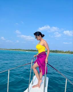 Adaa Khan feet photo 16