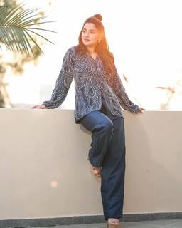 Adaa Khan feet photo 12