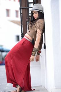 Adah Sharma feet photo thumbnail