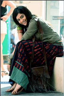 Adah Sharma feet photo thumbnail