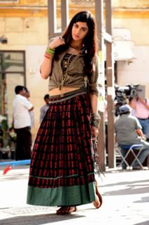 Adah Sharma feet photo thumbnail