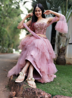 Adah Sharma feet photo thumbnail