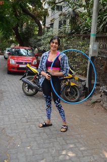 Adah Sharma feet photo thumbnail