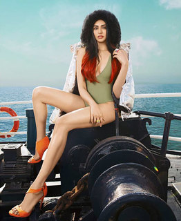 Adah Sharma feet photo thumbnail