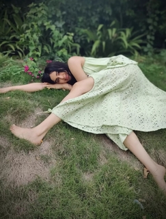 Adah Sharma feet photo thumbnail