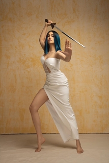 Adah Sharma feet photo thumbnail