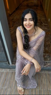 Adah Sharma feet photo thumbnail