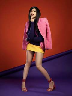 Adah Sharma feet photo thumbnail