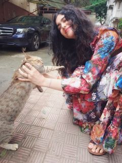 Adah Sharma feet photo 4