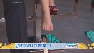 Adamari López feet photo thumbnail