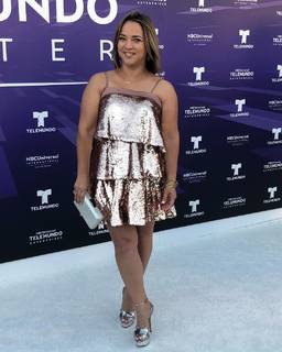 Adamari López feet photo thumbnail