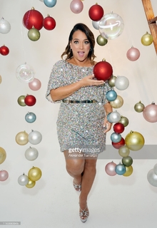 Adamari López feet photo thumbnail