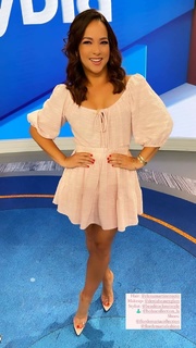 Adamari López feet photo thumbnail