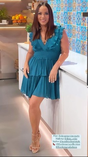 Adamari López feet photo thumbnail