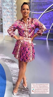 Adamari López feet photo thumbnail