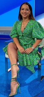 Adamari López feet photo thumbnail