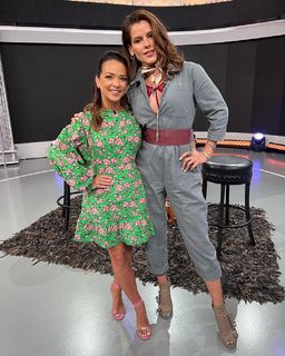 Adamari López feet photo thumbnail