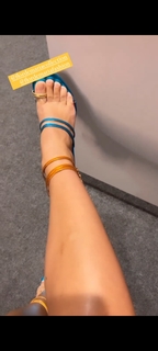 Adamari López feet photo thumbnail