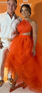 Adamari López feet photo thumbnail