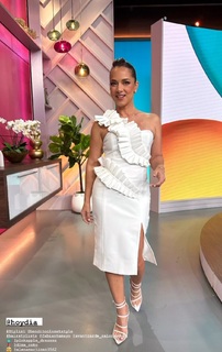 Adamari López feet photo thumbnail