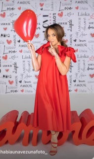 Adamari López feet photo thumbnail