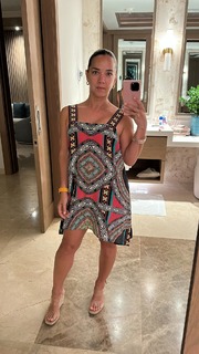 Adamari López feet photo thumbnail