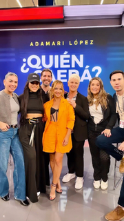 Adamari López feet photo thumbnail