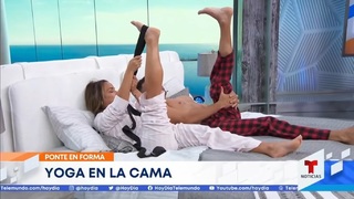 Adamari López feet photo thumbnail