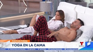 Adamari López feet photo thumbnail