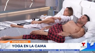 Adamari López feet photo thumbnail