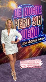 Adamari López feet photo thumbnail