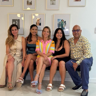 Adamari López feet photo thumbnail