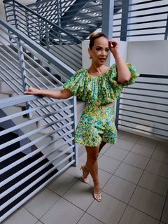 Adamari López feet photo thumbnail