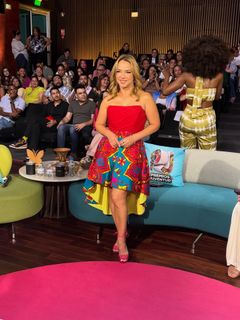 Adamari López feet photo thumbnail