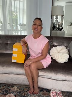 Adamari López feet photo 15