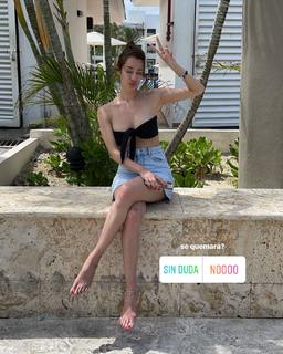 Adara Molinero feet photo 10