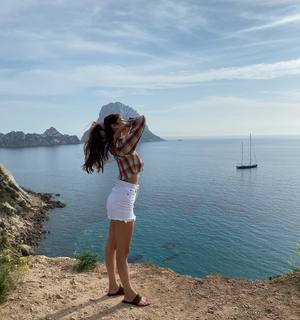 Adara Molinero feet photo 3