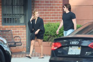 Addison Rae feet photo thumbnail