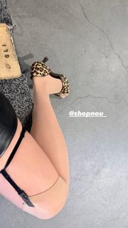Addison Rae feet photo 11