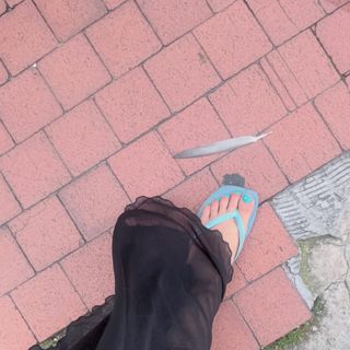 Addison Rae feet photo 15