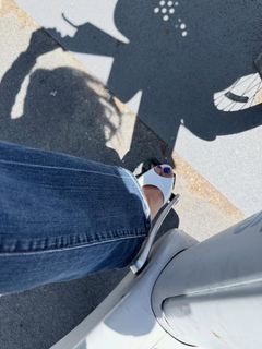 Addison Rae feet photo 3
