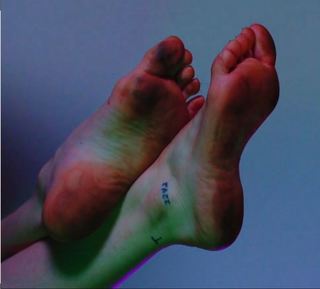 Addison Timlin feet photo thumbnail