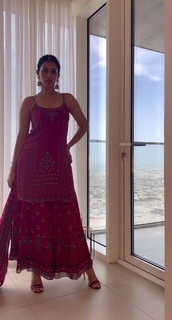 Additi Gupta feet photo 10