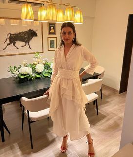 Additi Gupta feet photo 6