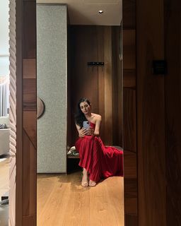 Additi Gupta feet photo 9