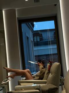 Adel Veigel feet photo 3