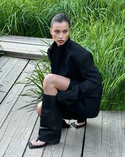 Adel Veigel feet photo 18